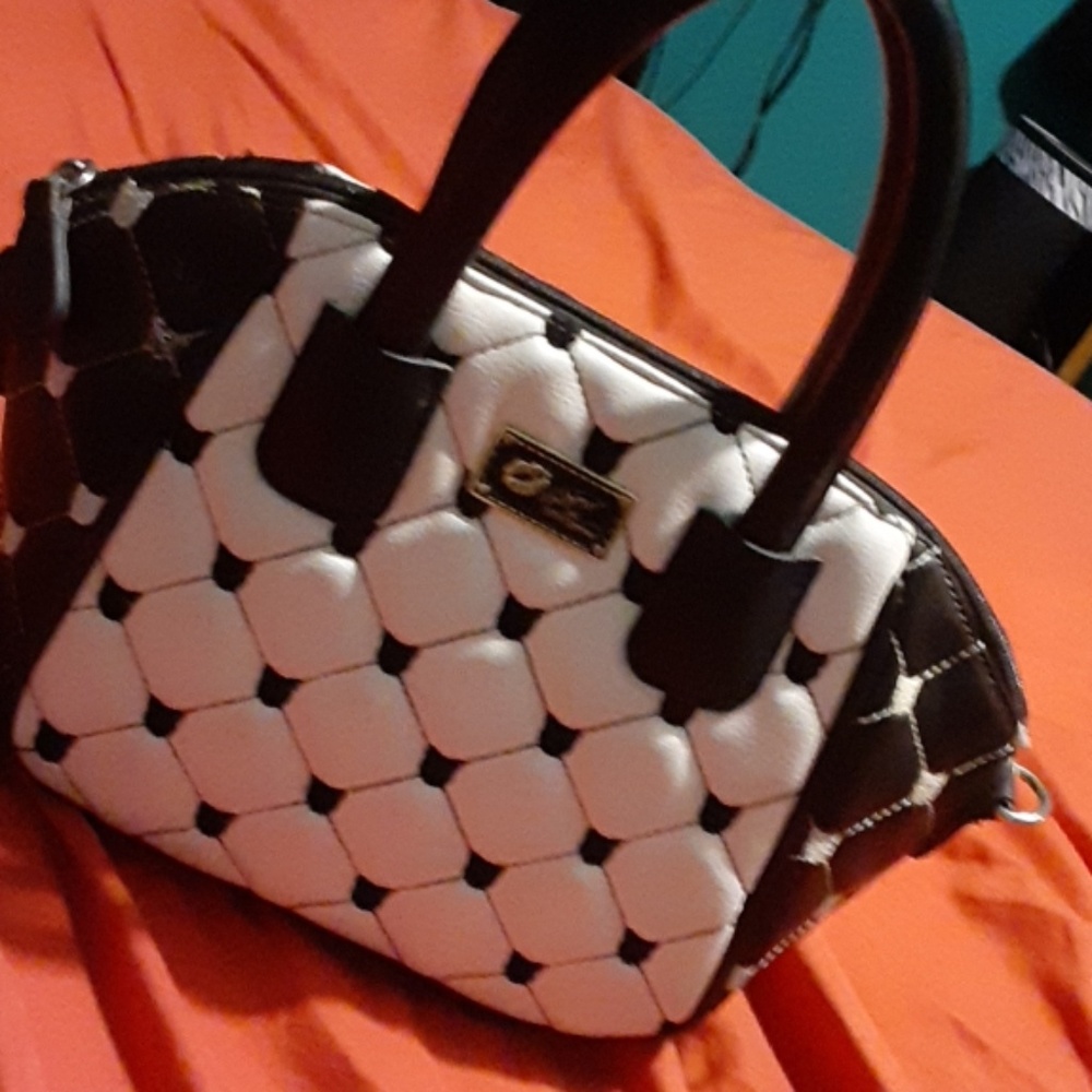 Black and white purse luv betsey